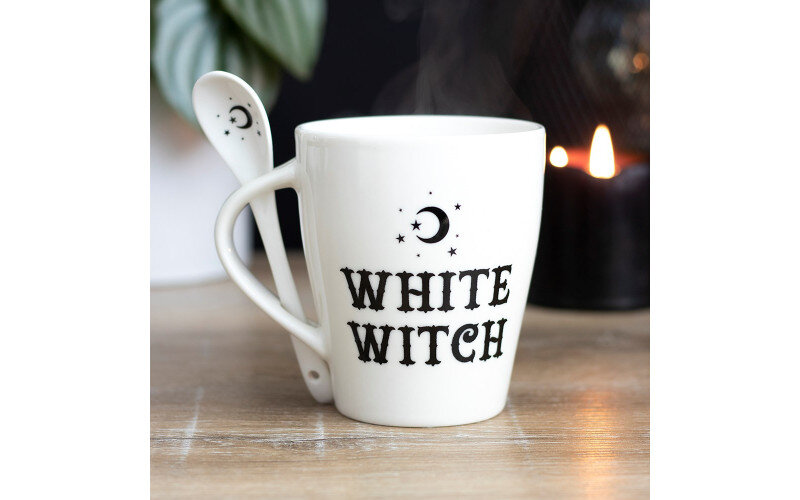 Белая ведьма Кружка с ложкой — изображение 1