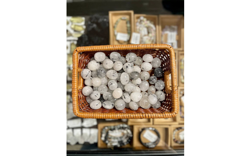 Кварц с включениями турмалина — изображение 1