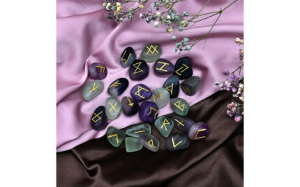 Набор скандинавских рун из флюорита