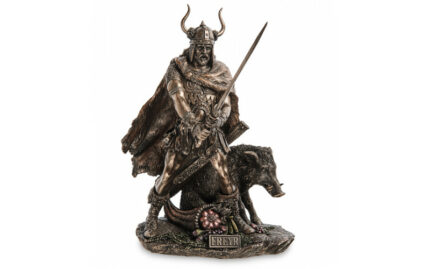 Фрейр - бог плодородия и лета Алтарная статуэтка