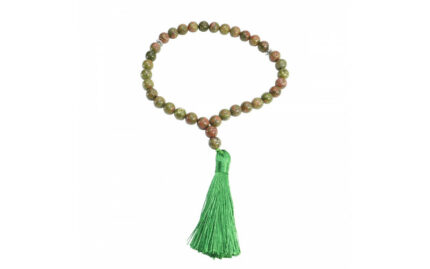 Четки из камня 33 бусины Унакит